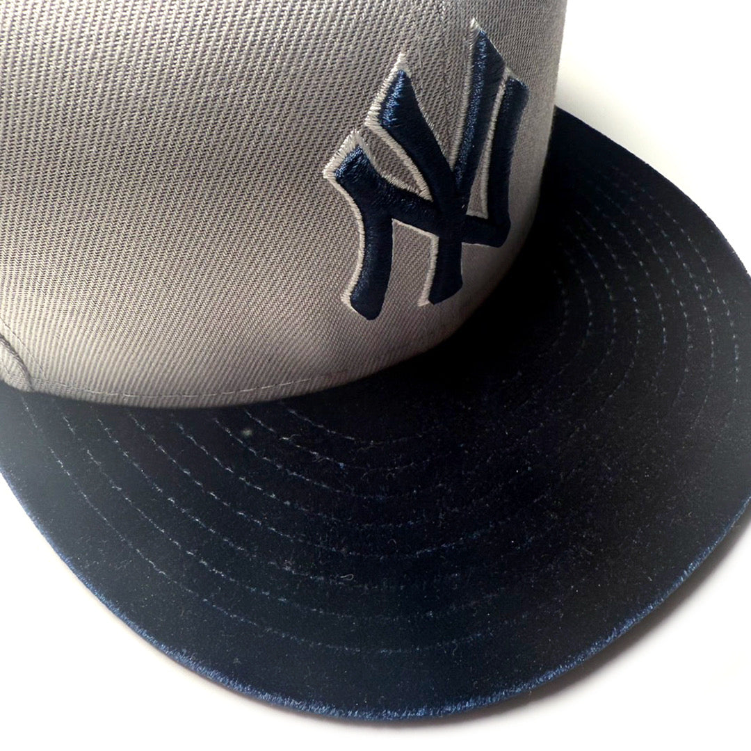 "NEW ERA" NEW YORK Yankees GREY and VELVET NAVY