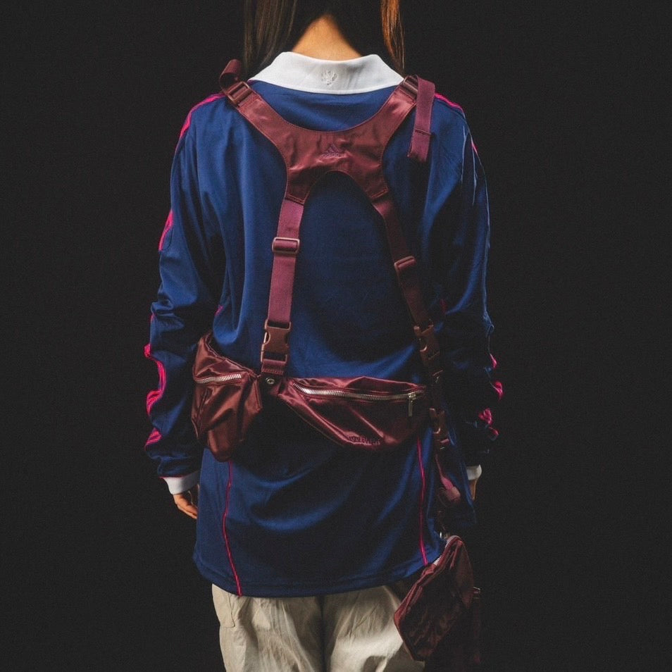 "adidas x ivy park" HARNESS BAG/ RED