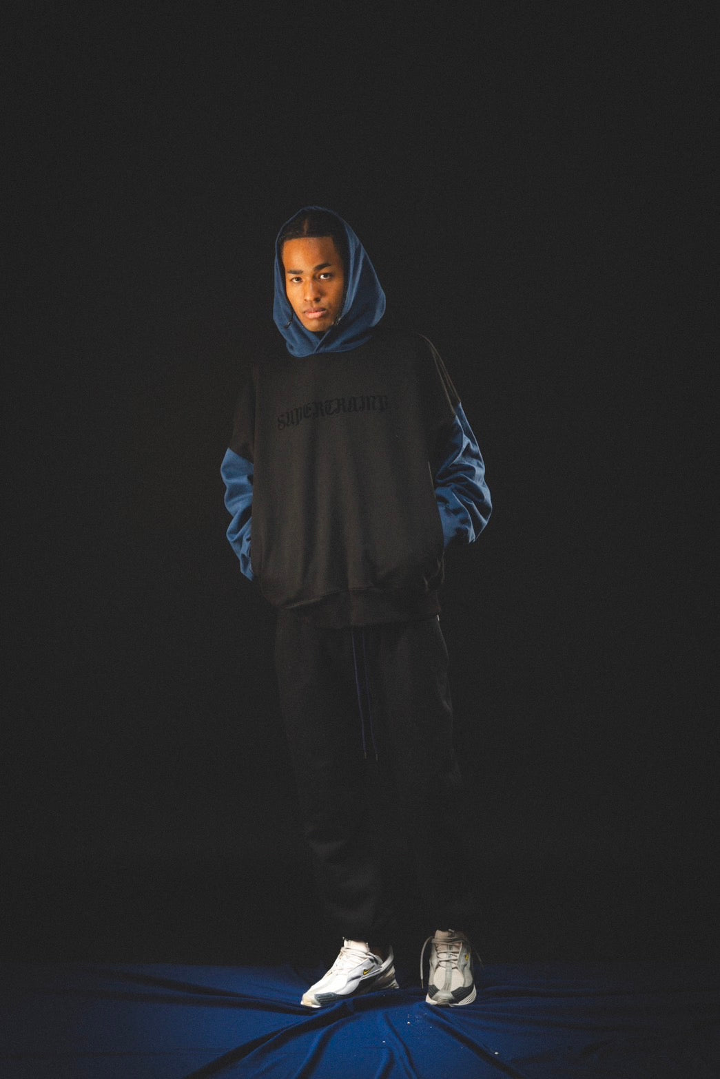 OG SNAP BUTTON P/O HOODIE / BLACK&NAVY