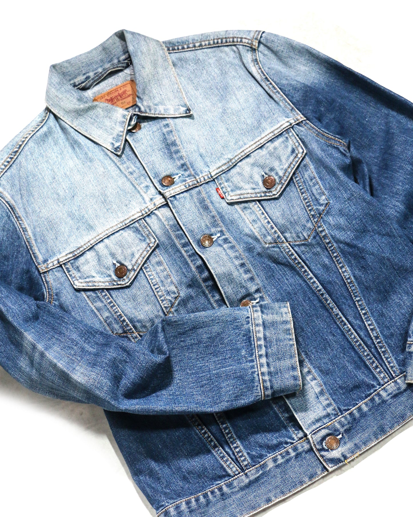 "VINTAGE" 90s EURO LEVI'S DENIM JACKET 70500-04 / indigo/ 表記L