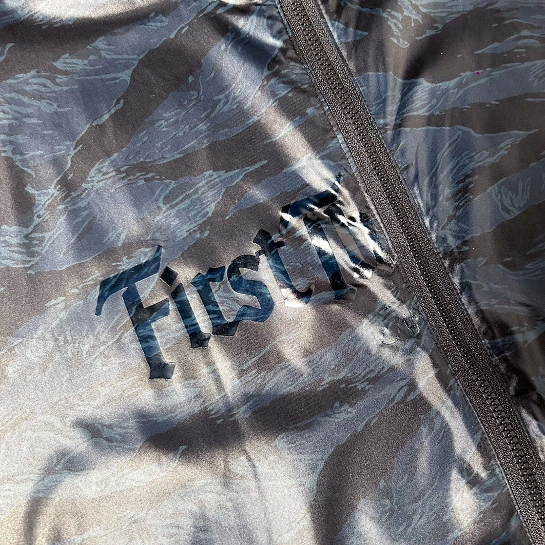 TIGER CAMO PACKBLE HOODED NYLON JACKET / BLUE