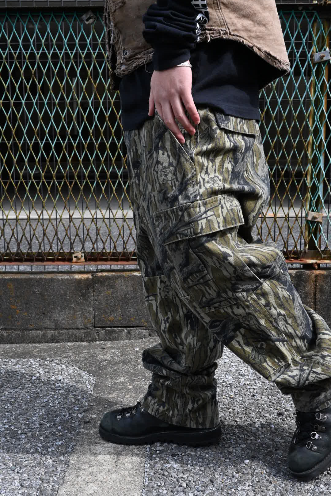 Used Supreme MOSSY OAK CARGO PANTS W34