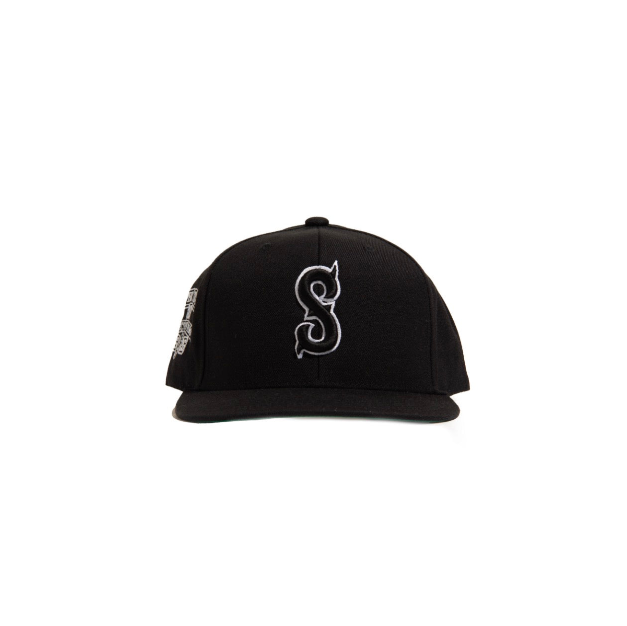 LEO B.B "10th anniversary patch" CAP 
BLACK x BLACK