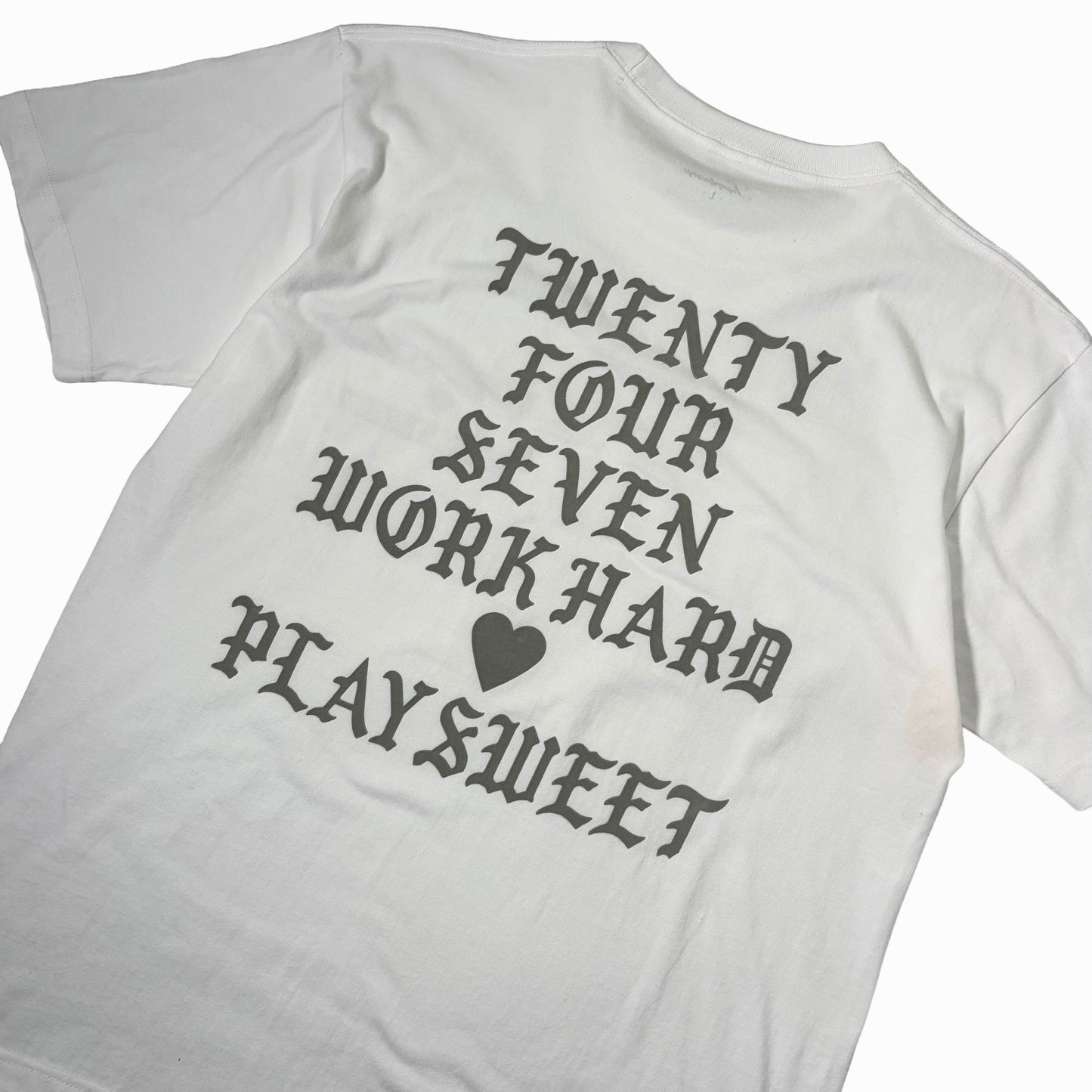 24/7 WORK HARD ♡ PLAY SWEET TEE / WHITE