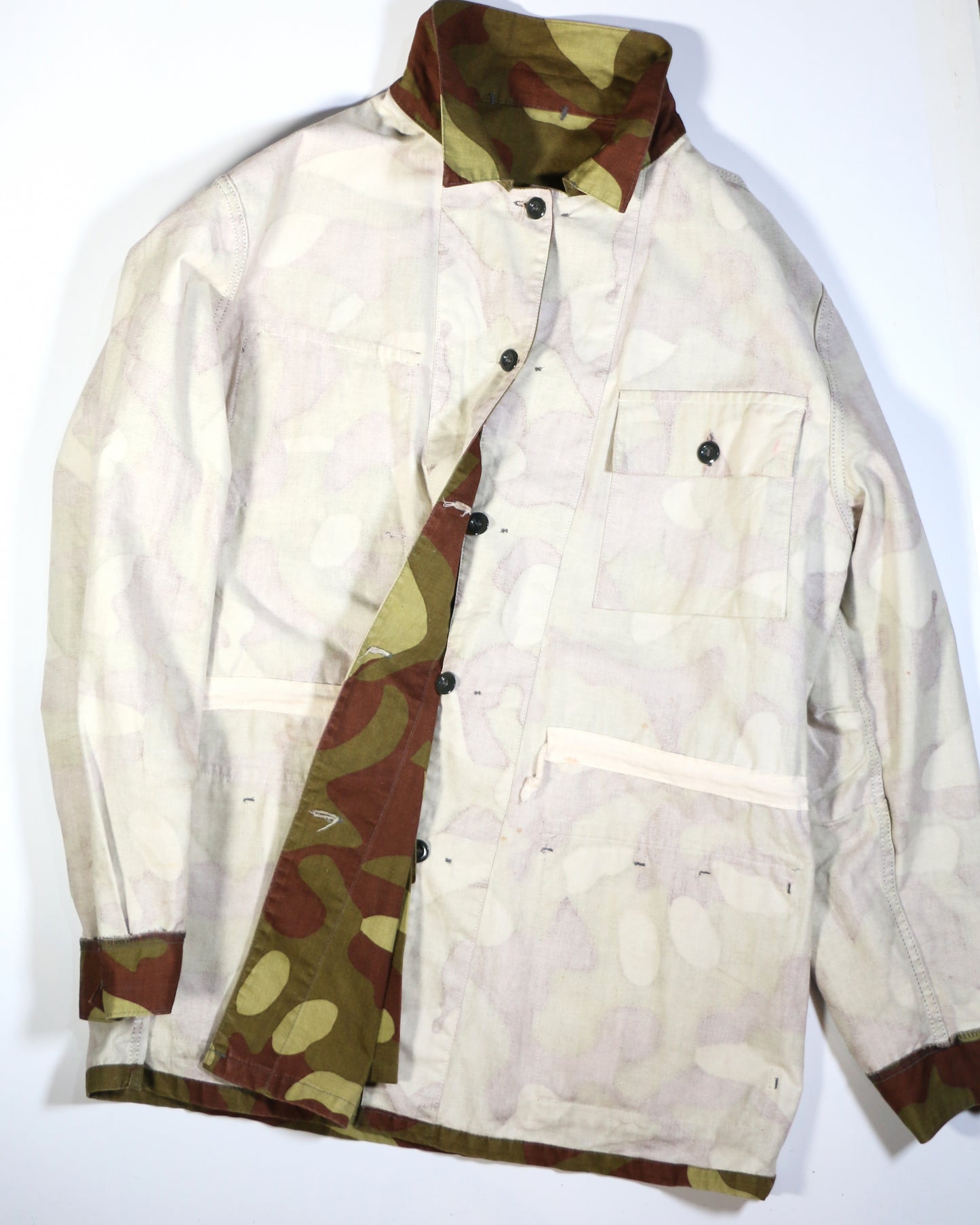 Used "Finnish Army M-62 Cucumber Reversible FIELD JACKET / CAMO /表記L
